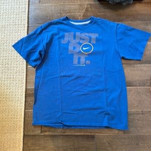 Nike tee